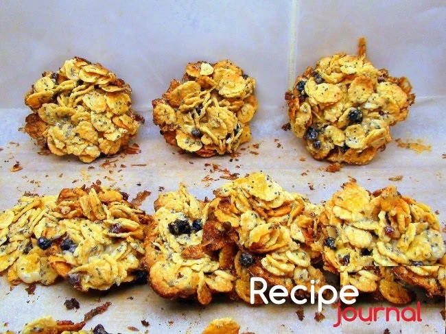 Быстрое печенье из кукурузных хлопьев без муки - рецепт выпечки
