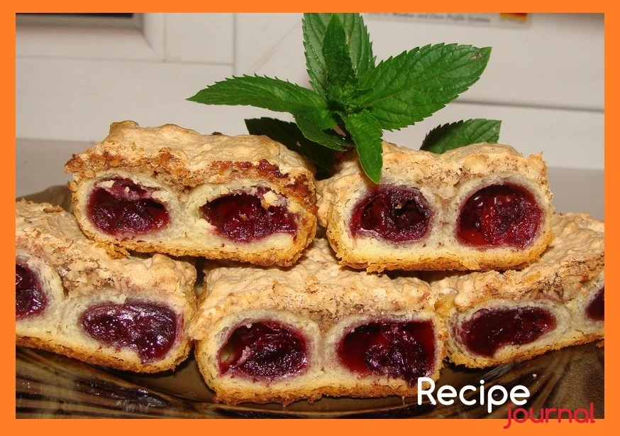 Песочное печенье с вишней, безе и орехами - рецепт вкусной выпечки