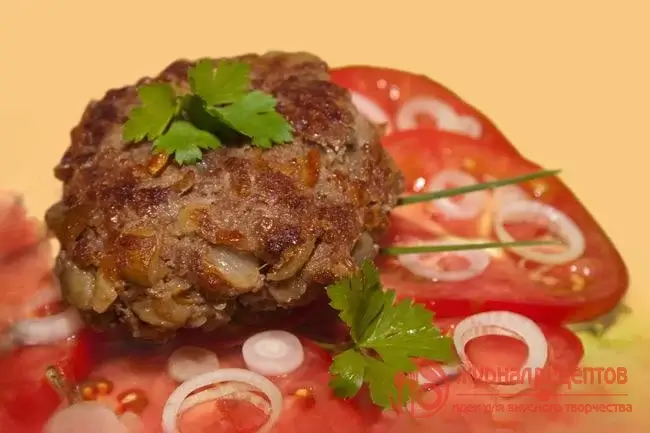 Мусака-бургер - кулинарные фантазии из мяса для летнего меню