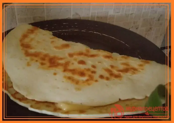 Фото с (Рецепт блинов из рисовой муки с пармезаном)